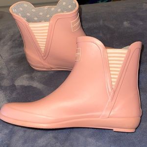 London Fog Rain boots